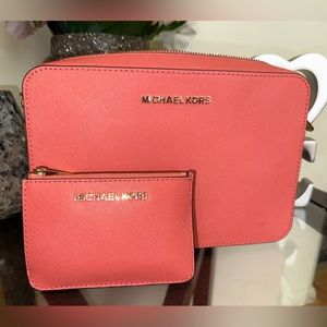 Michael Kors Coral Crossbody and Card Holder Bundle